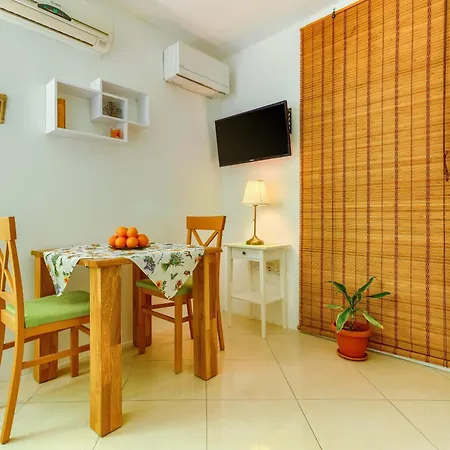 Apartmán Filipovic, 3 Min Walk To The Split