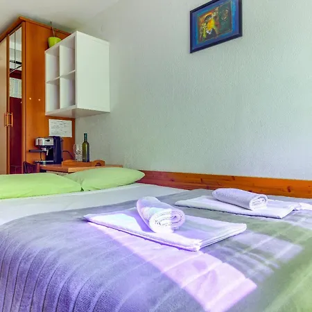 Filipovic, 3 Min Walk To The Apartmán Split