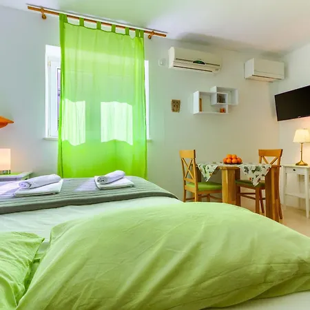 Apartmán Filipovic, 3 Min Walk To The Split