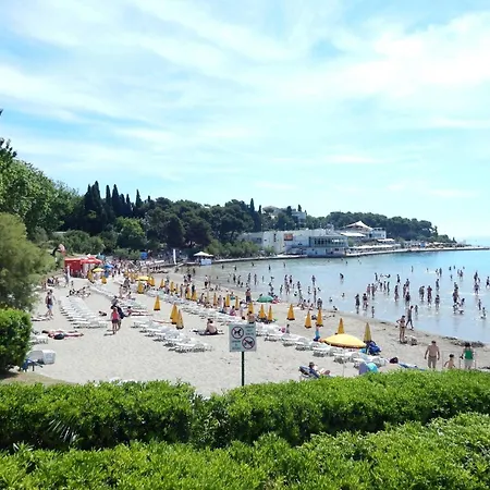 公寓 Filipovic, 3 Min Walk To The